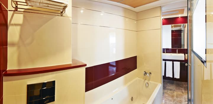 MLL Mediterranean Bay Hotel - Adults Only
