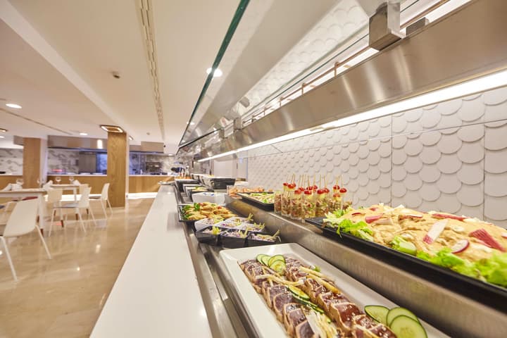 MLL Mediterranean Bay Hotel - Adults Only
