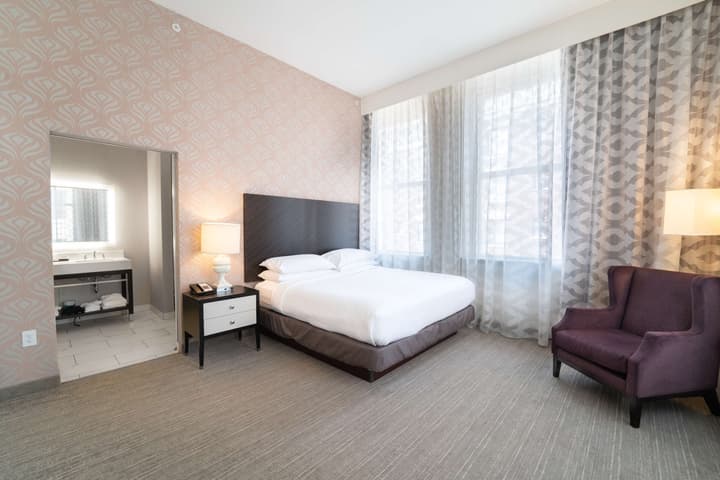 Embassy Suites Louisville Downtown