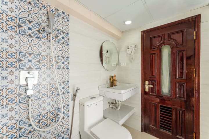 Little Hanoi Hotel