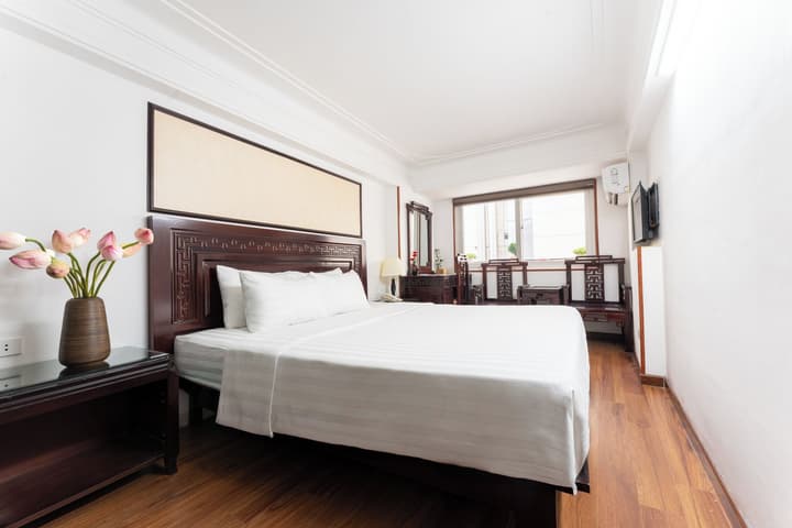Little Hanoi Hotel