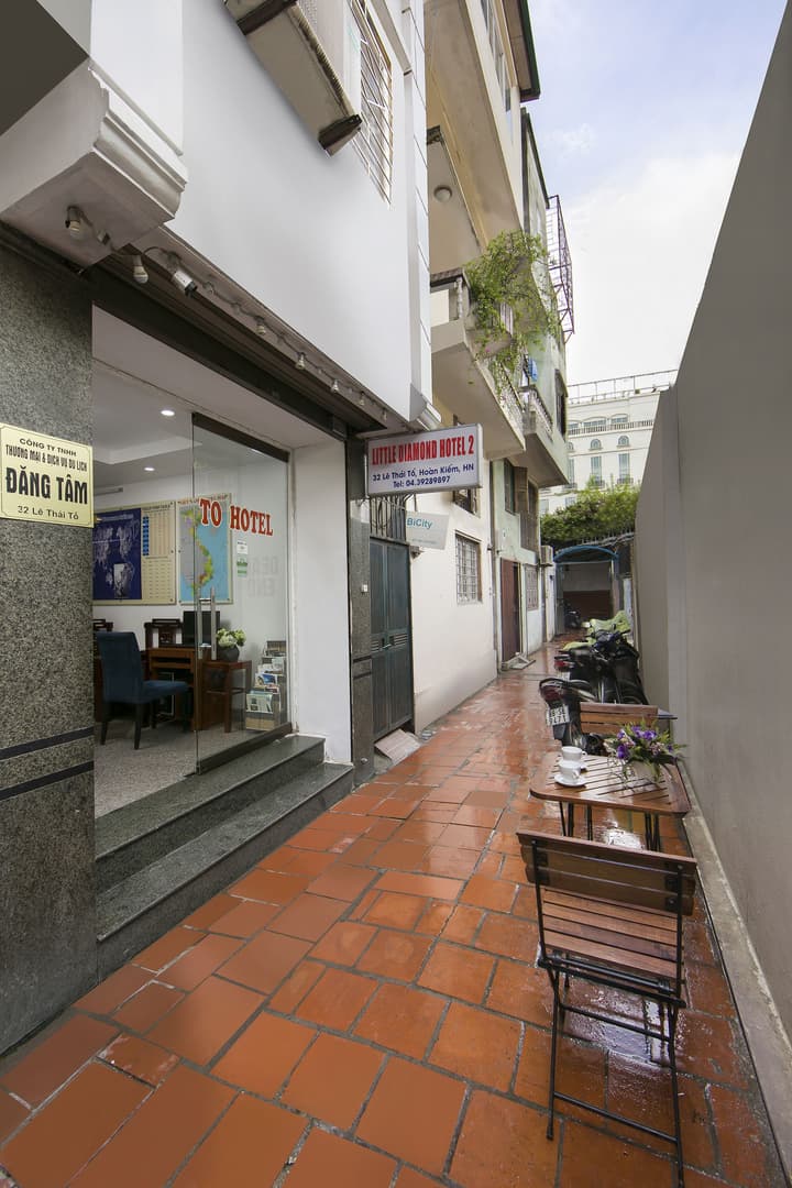 Little Hanoi Hotel