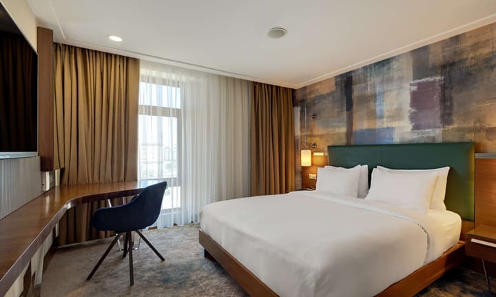 DoubleTree by Hilton Hotel Van