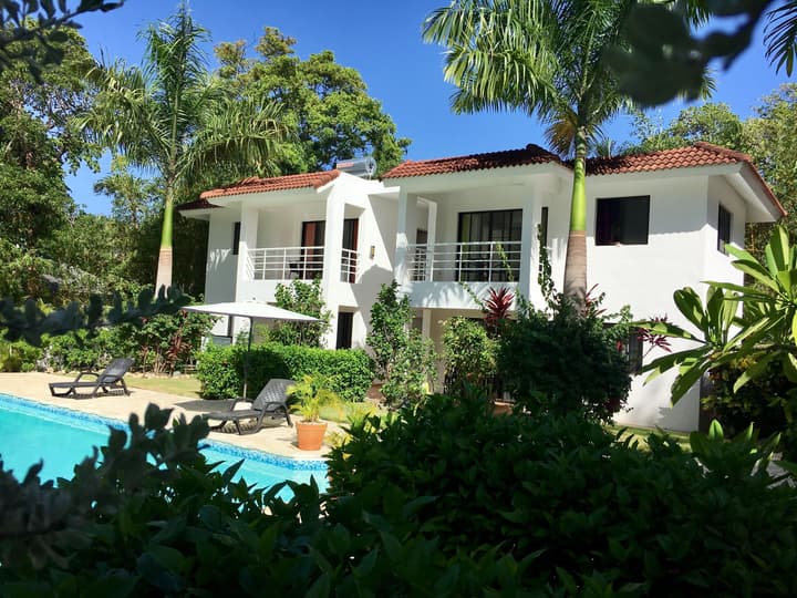 Hotel Coral Blanco