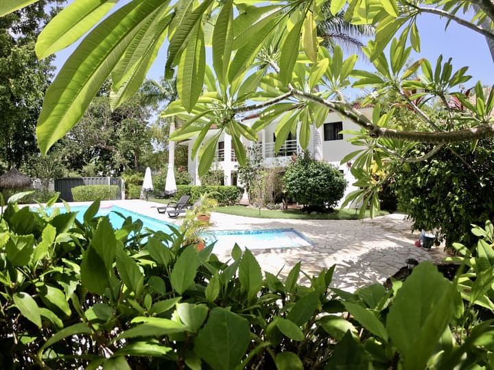 Hotel Coral Blanco