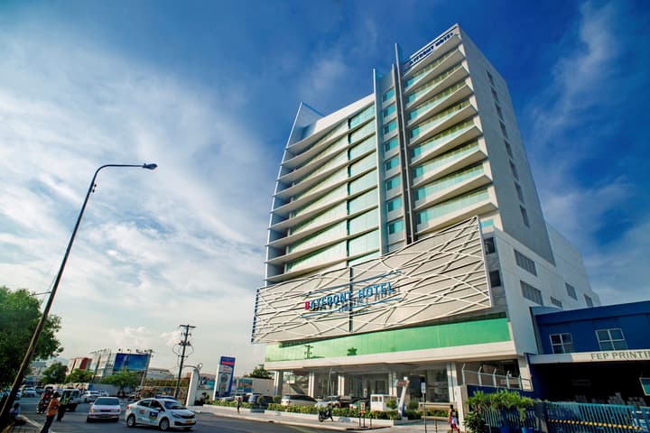 Bayfront Hotel Cebu - North Reclamation