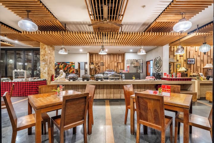 Paragon Hotel Seminyak