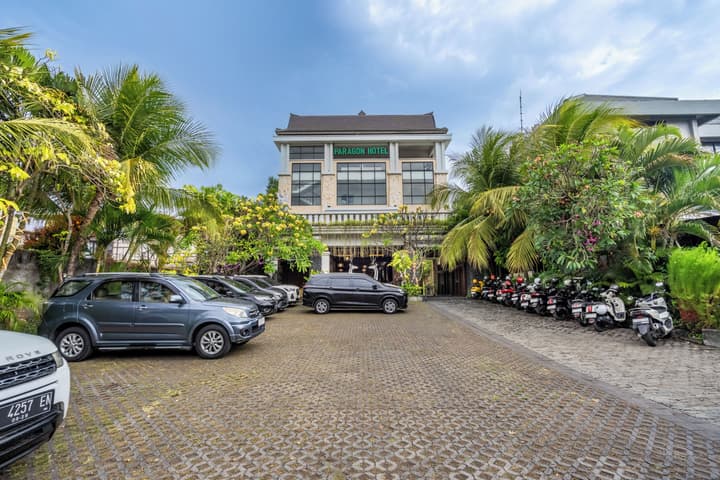 Paragon Hotel Seminyak