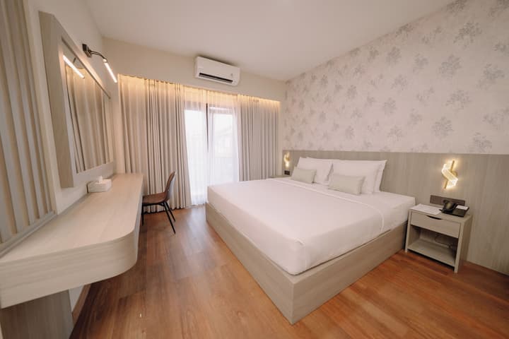 Grand Santhi Hotel