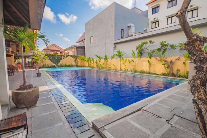Grand Santhi Hotel