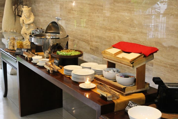 Grand Santhi Hotel
