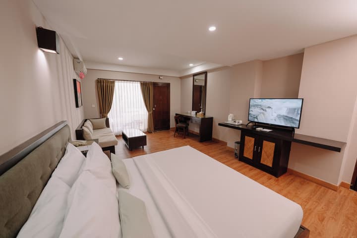 Grand Santhi Hotel