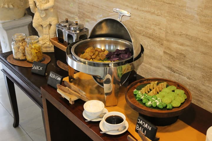 Grand Santhi Hotel