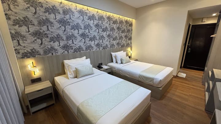 Grand Santhi Hotel