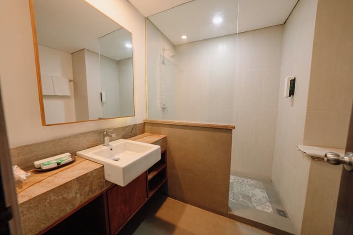 Grand Santhi Hotel