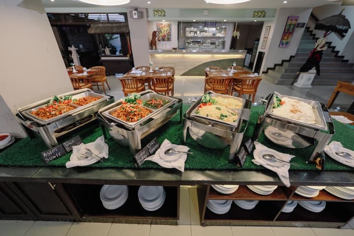 Grand Santhi Hotel