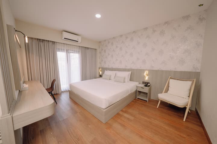 Grand Santhi Hotel