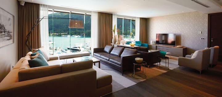 Eden Bleu Hotel