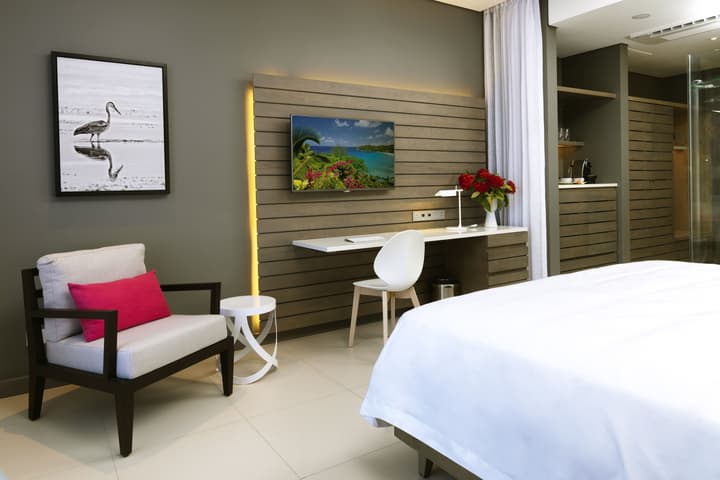 Eden Bleu Hotel
