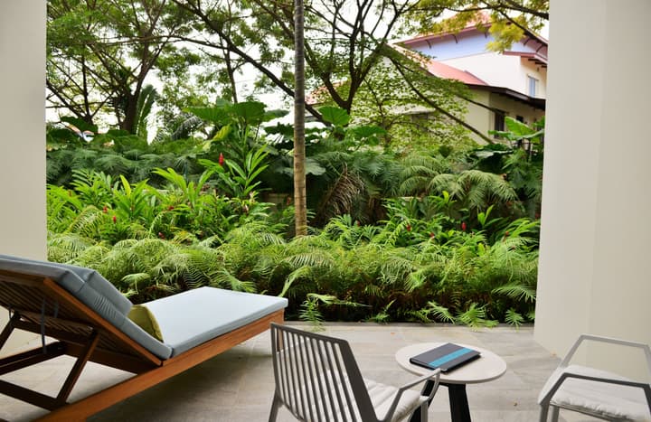 Eden Bleu Hotel