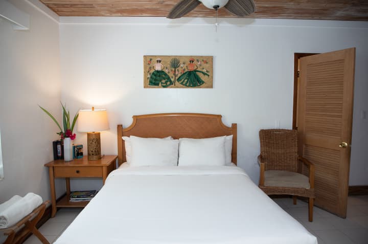 Tingum Village Hotel