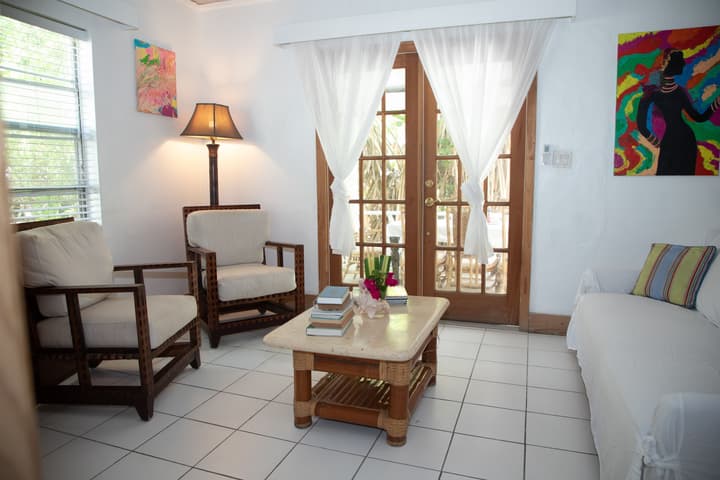 Tingum Village Hotel