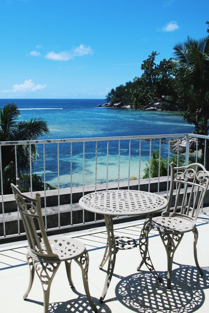 Crown Beach Hotel