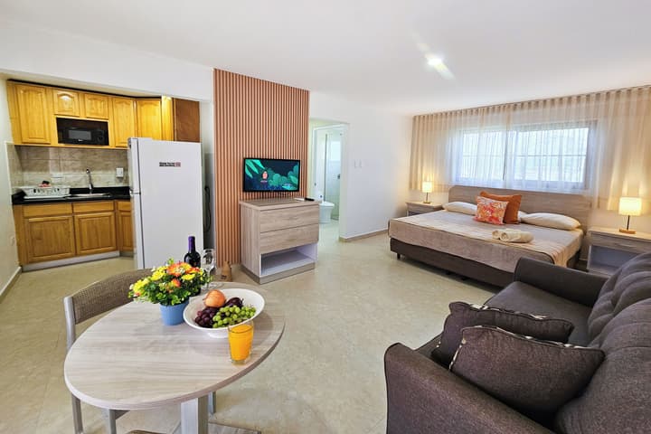 Sasaki Apartments