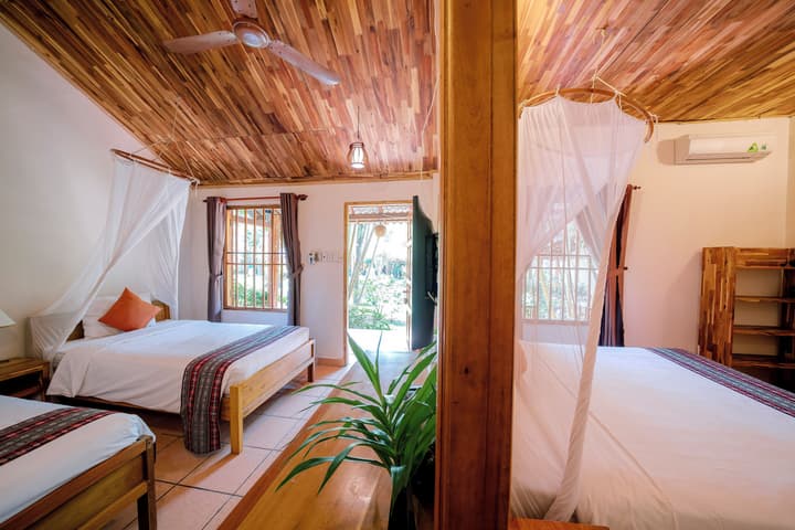 La Mer Resort