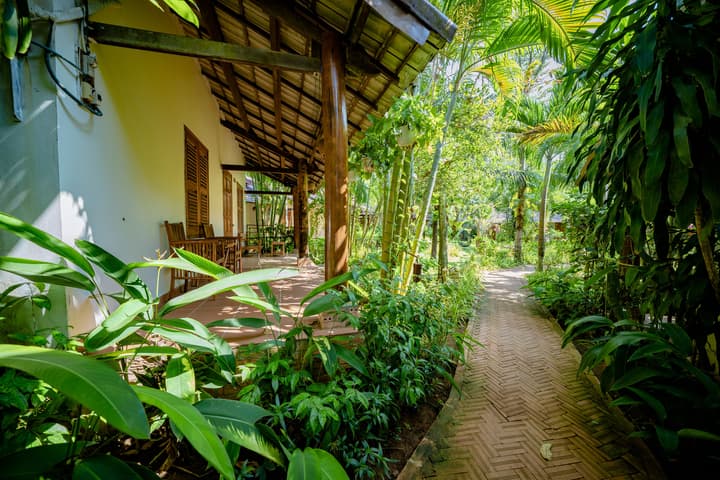 La Mer Resort