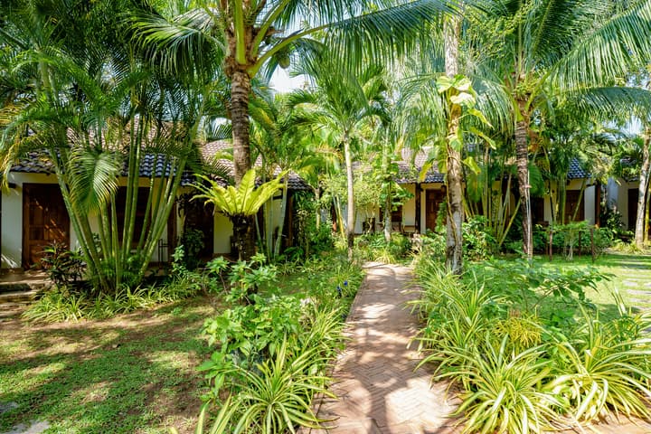 La Mer Resort