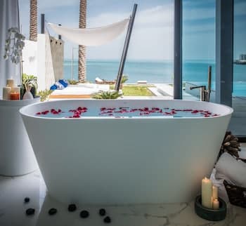 Nurai Island Hotel