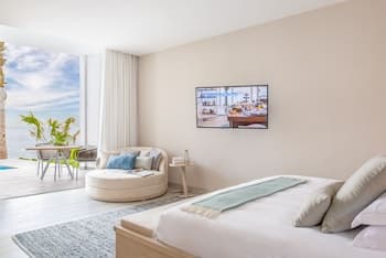 Nurai Island Hotel