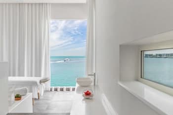 Nurai Island Hotel