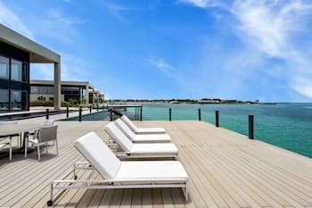 Nurai Island Hotel