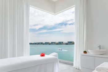 Nurai Island Hotel