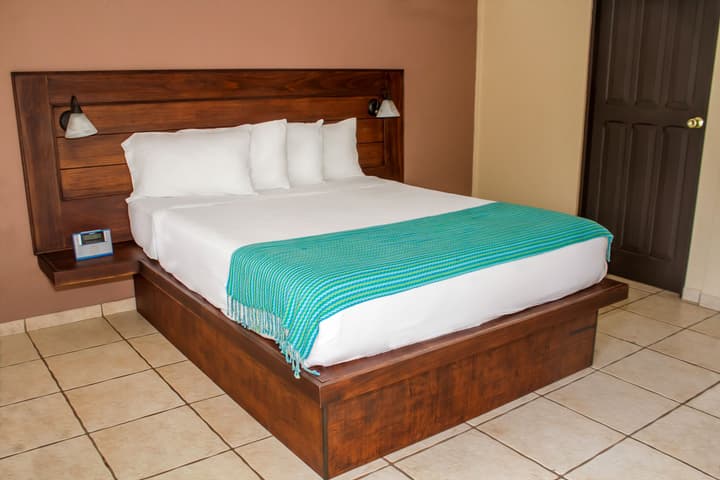 La Riviera Hotel B&B
