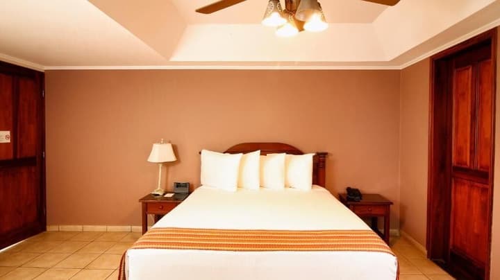 La Riviera Hotel B&B
