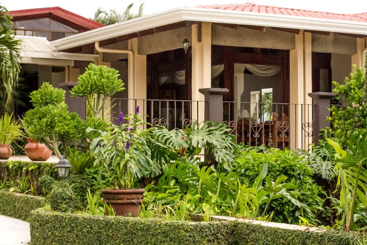La Riviera Hotel B&B