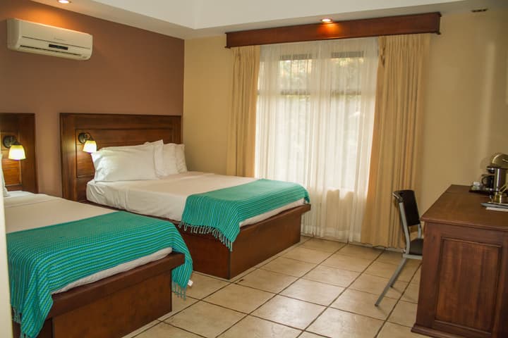 La Riviera Hotel B&B
