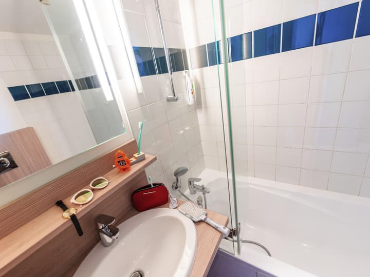 ibis Styles Paris Velizy