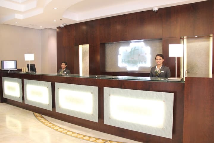 Holiday Inn Abu Dhabi Downtown, an IHG Hotel