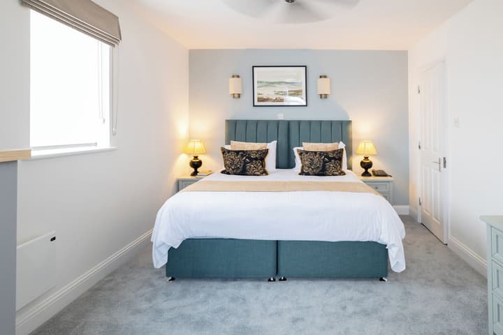 SACO Jersey Merlin House