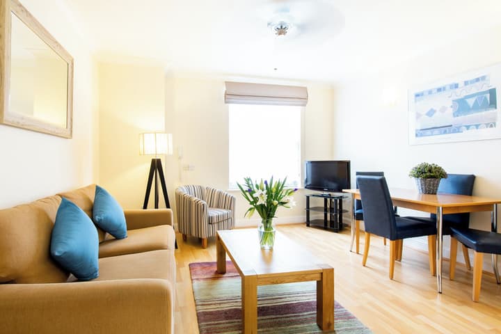 SACO Jersey Merlin House