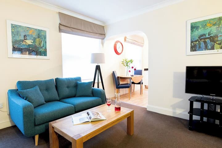 SACO Jersey Merlin House