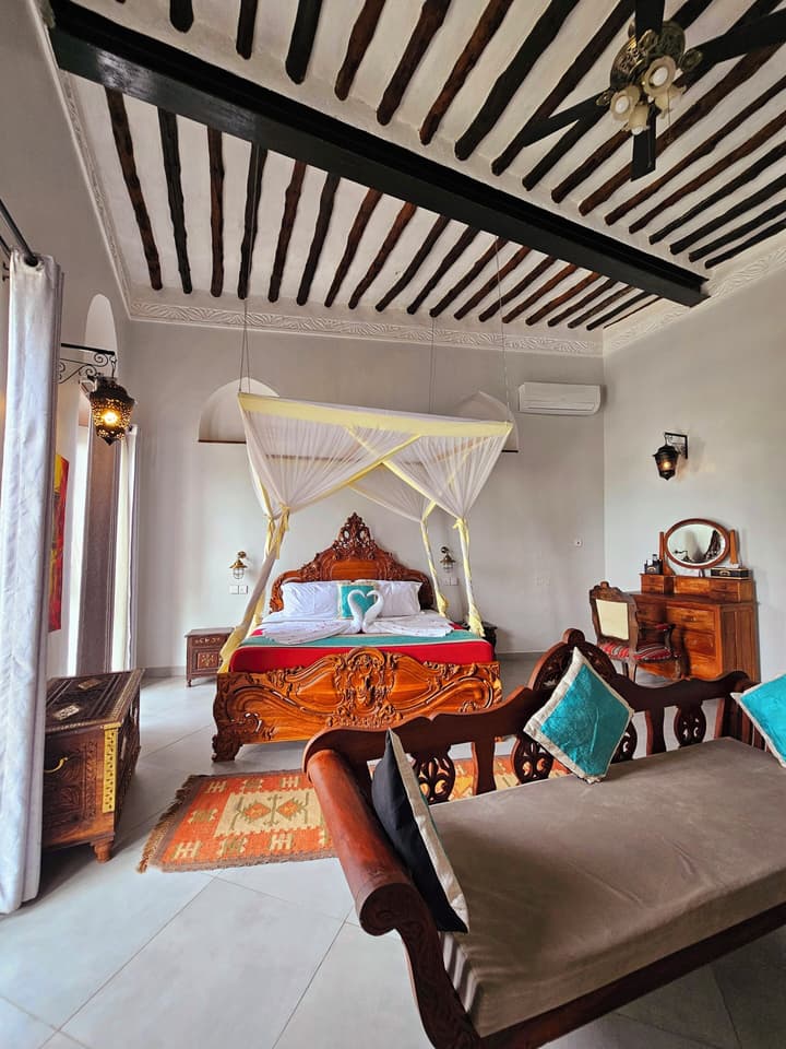 Mizingani Seafront Hotel