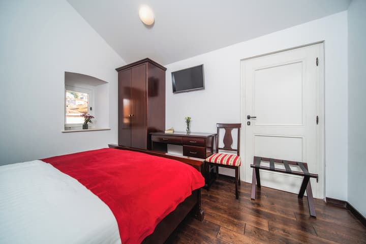SUNce Palace Apartments offsite parking