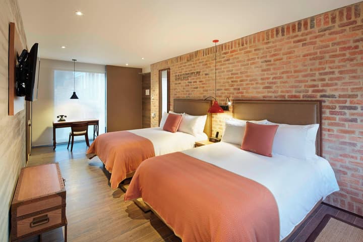The Artisan D.C. Hotel, Autograph Collection
