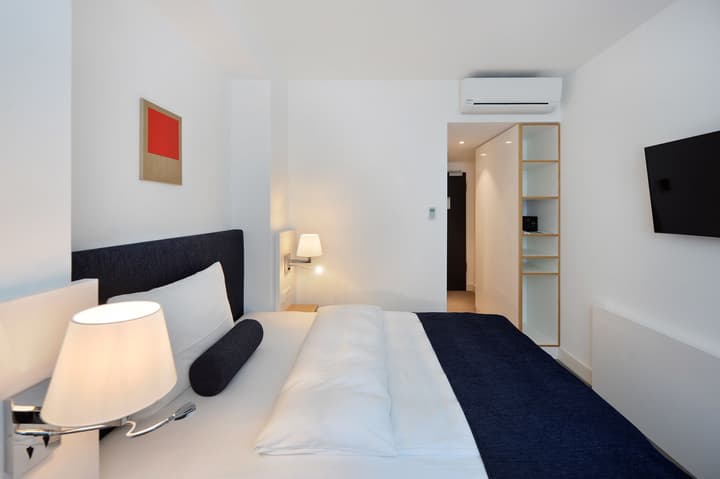 Bayer 89 Vi Vadi Hotel