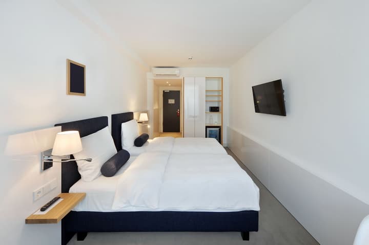 Bayer 89 Vi Vadi Hotel